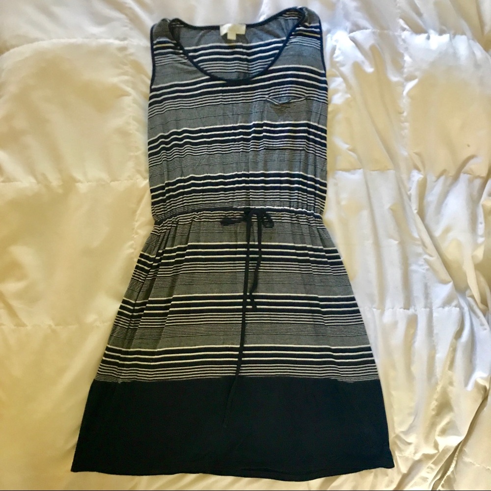 Navy Blue & White Dress - Picture 2 of 5